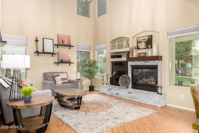 6042 W RUNNING DEER Trail, Phoenix, AZ 85083