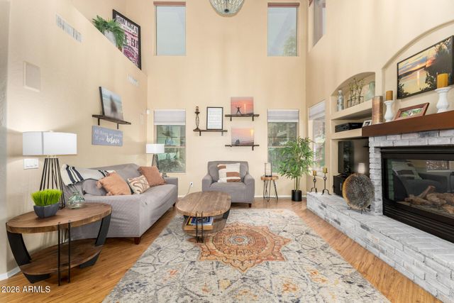 6042 W RUNNING DEER Trail, Phoenix, AZ 85083