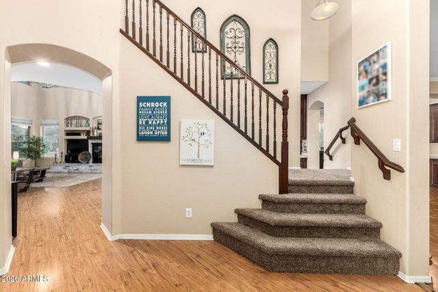 6042 W RUNNING DEER Trail, Phoenix, AZ 85083