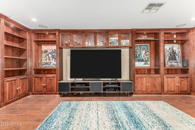 6042 W RUNNING DEER Trail, Phoenix, AZ 85083