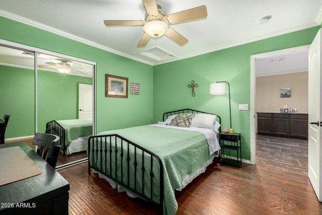 6042 W RUNNING DEER Trail, Phoenix, AZ 85083