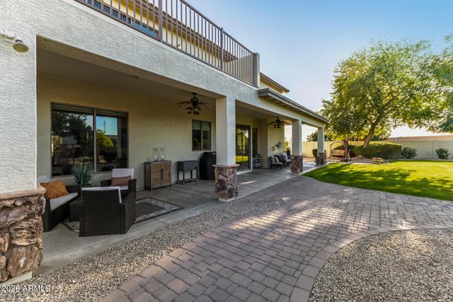 6042 W RUNNING DEER Trail, Phoenix, AZ 85083