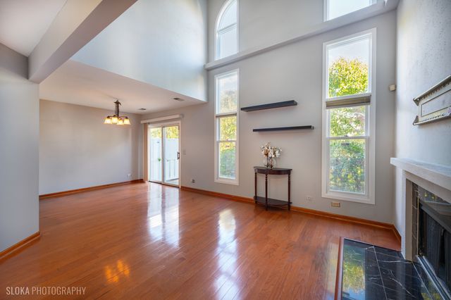 2342 Hamilton Place, Schaumburg, IL 60194