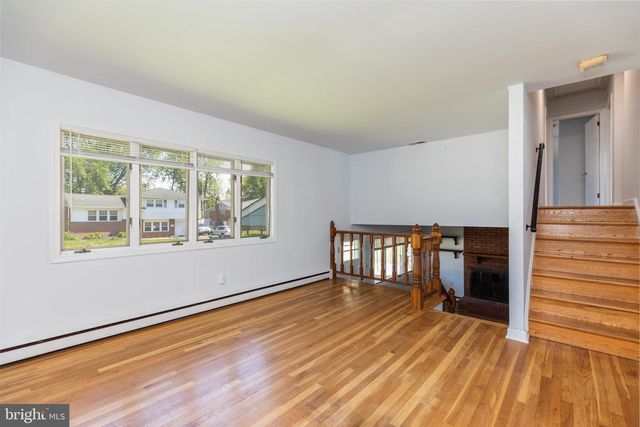 2127 BARR RD, Wilmington, DE 19808