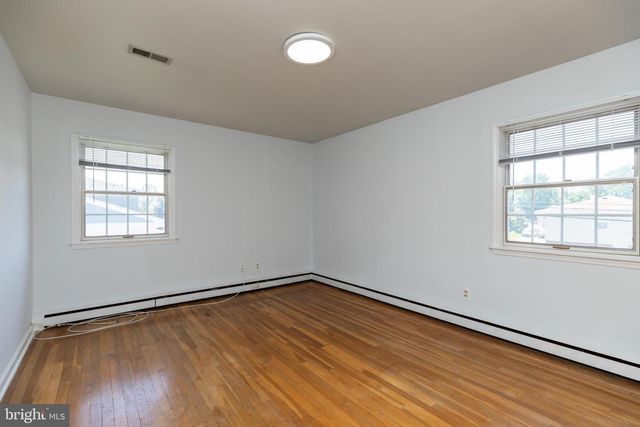 2127 BARR RD, Wilmington, DE 19808