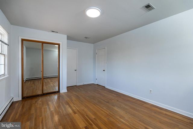 2127 BARR RD, Wilmington, DE 19808
