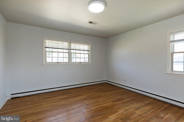 2127 BARR RD, Wilmington, DE 19808