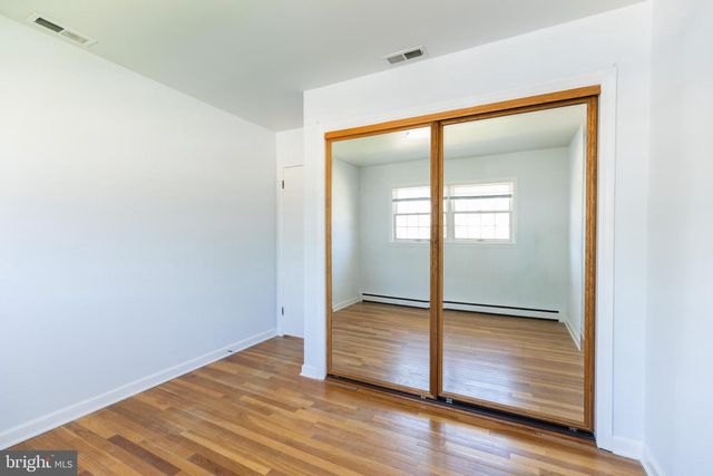 2127 BARR RD, Wilmington, DE 19808