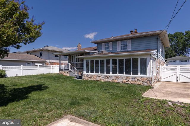 2127 BARR RD, Wilmington, DE 19808