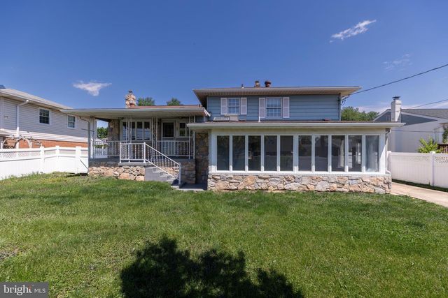 2127 BARR RD, Wilmington, DE 19808