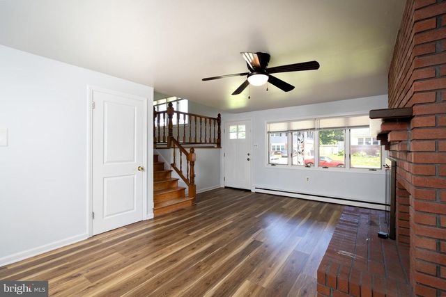 2127 BARR RD, Wilmington, DE 19808
