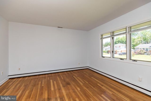 2127 BARR RD, Wilmington, DE 19808