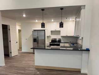 703 W Oak, Rogers, AR 72756