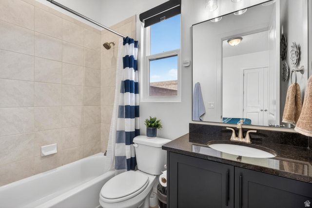 111 N BLACK AVE, Washington, UT 84780