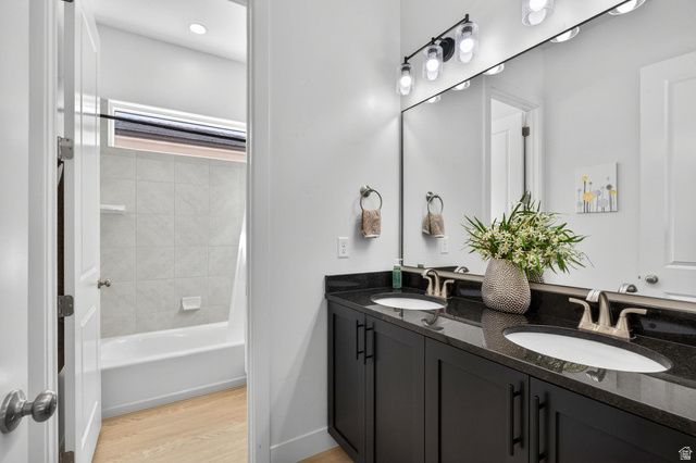 111 N BLACK AVE, Washington, UT 84780