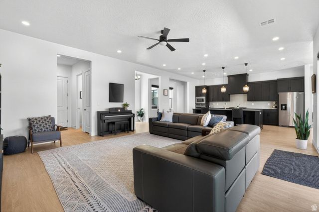 111 N BLACK AVE, Washington, UT 84780