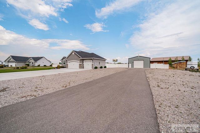 112 N 3845 E, Rigby, ID 83442