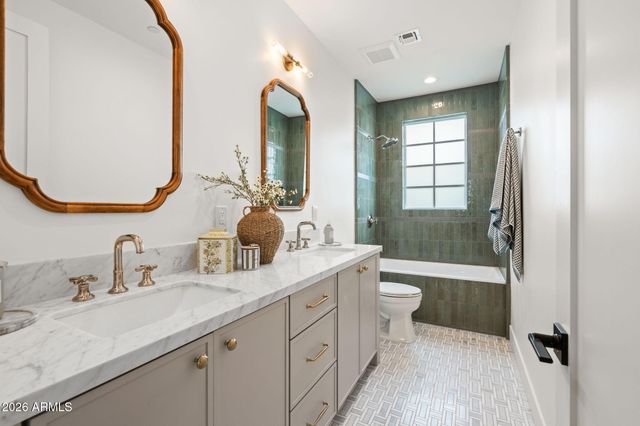 3802 E CAMPBELL Avenue, Phoenix, AZ 85018
