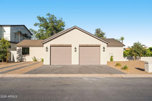3802 E CAMPBELL Avenue, Phoenix, AZ 85018