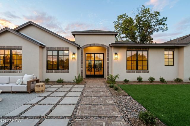 3802 E CAMPBELL Avenue, Phoenix, AZ 85018