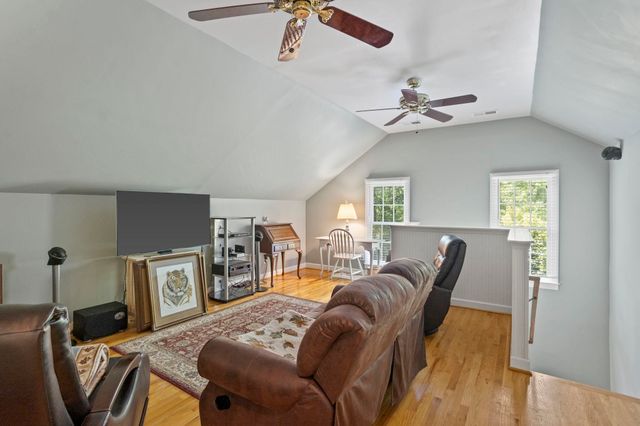 2222 Landrum Mill Road, Campobello, SC 29322