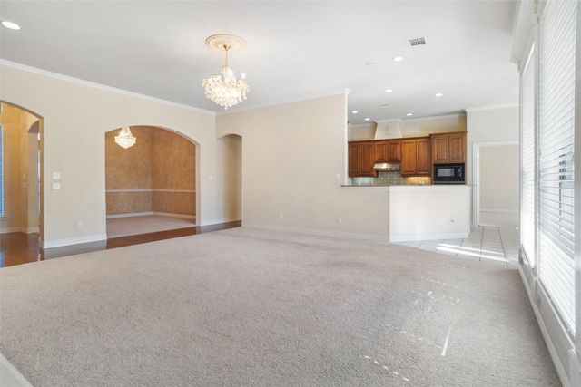 756 Trails End Circle, Hurst, TX 76054