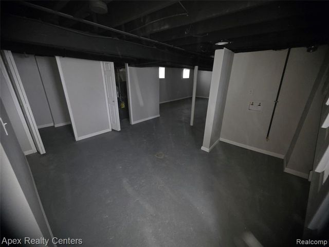 6444 Coleman Street, Dearborn, MI 48126