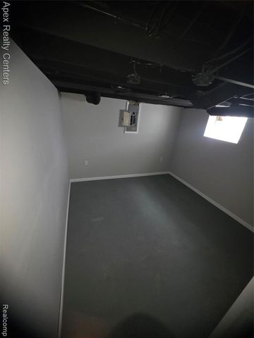 6444 Coleman Street, Dearborn, MI 48126