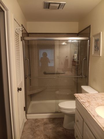 1965 West Lane, Kerrville, TX 78028