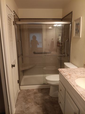 1965 West Lane, Kerrville, TX 78028