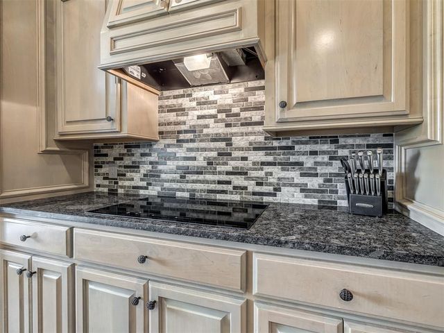 4612 NW 160th Terrace, Edmond, OK 73013