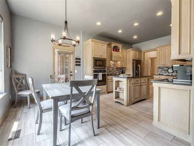 4612 NW 160th Terrace, Edmond, OK 73013