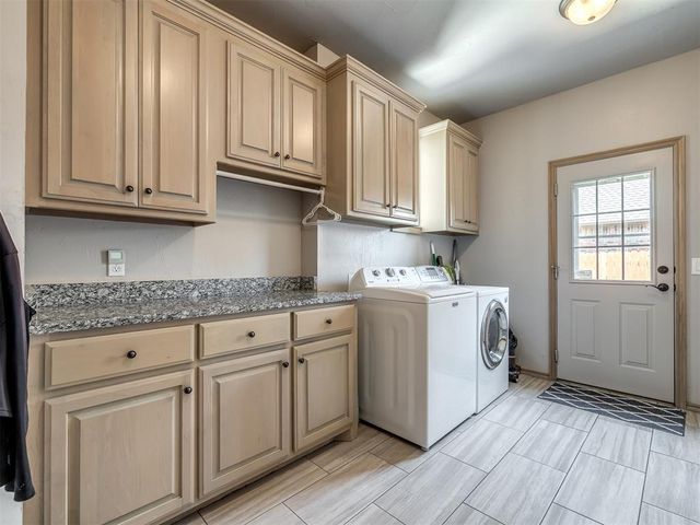 4612 NW 160th Terrace, Edmond, OK 73013