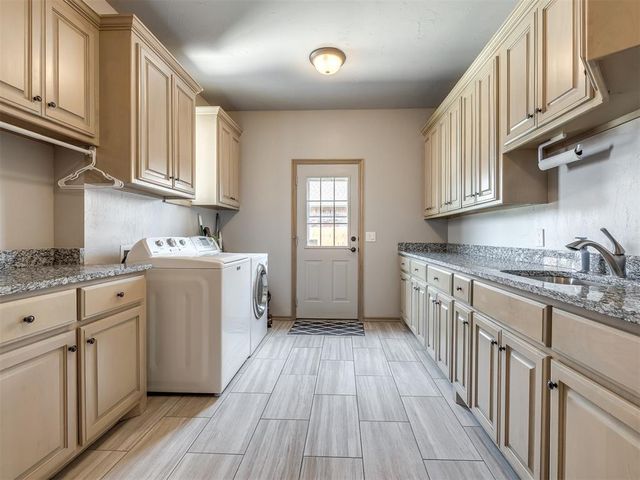 4612 NW 160th Terrace, Edmond, OK 73013