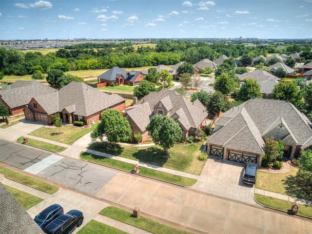 4612 NW 160th Terrace, Edmond, OK 73013