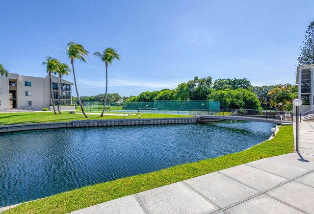 11811 Avenue Of The Pga 2-1h, Palm Beach Gardens, FL 33418