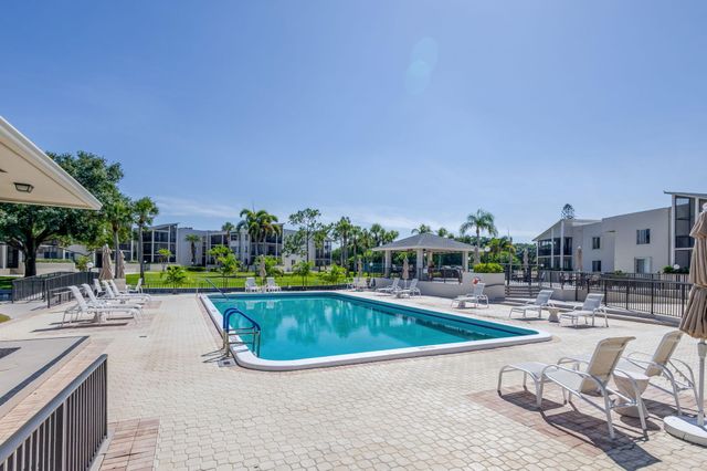 11811 Avenue Of The Pga 2-1h, Palm Beach Gardens, FL 33418