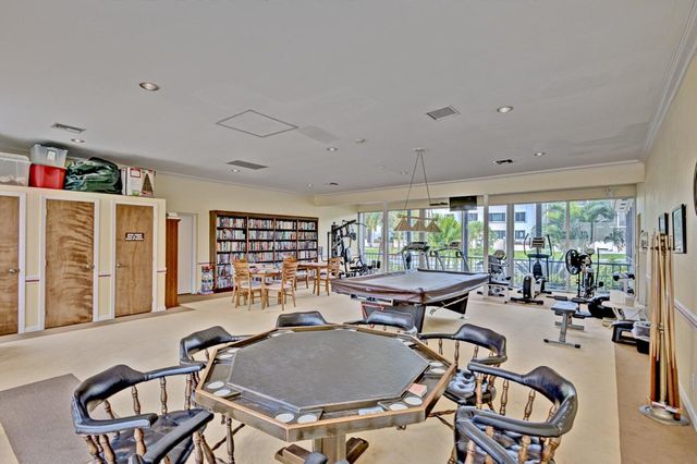 11811 Avenue Of The Pga 2-1h, Palm Beach Gardens, FL 33418