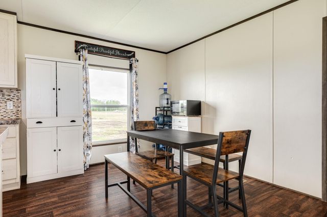 1886 County Road 212, Angleton, TX 77515