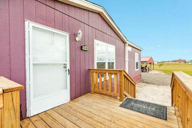 1886 County Road 212, Angleton, TX 77515