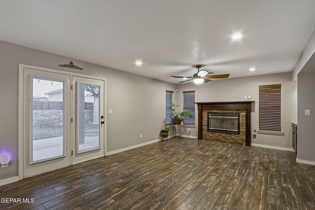 1268 A L GILL Drive, El Paso, TX 79936