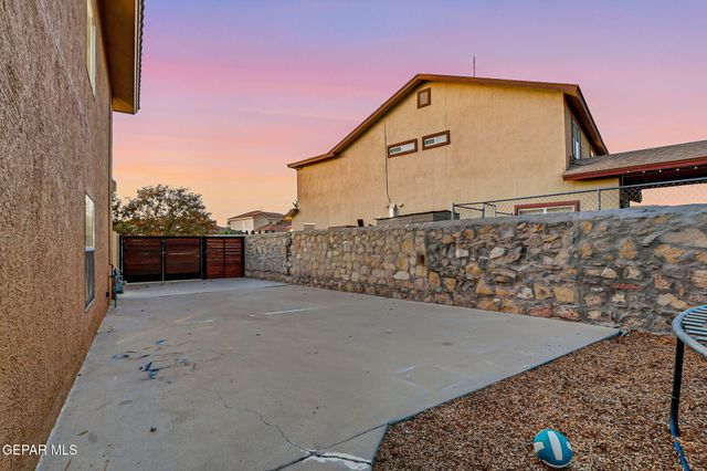 1268 A L GILL Drive, El Paso, TX 79936