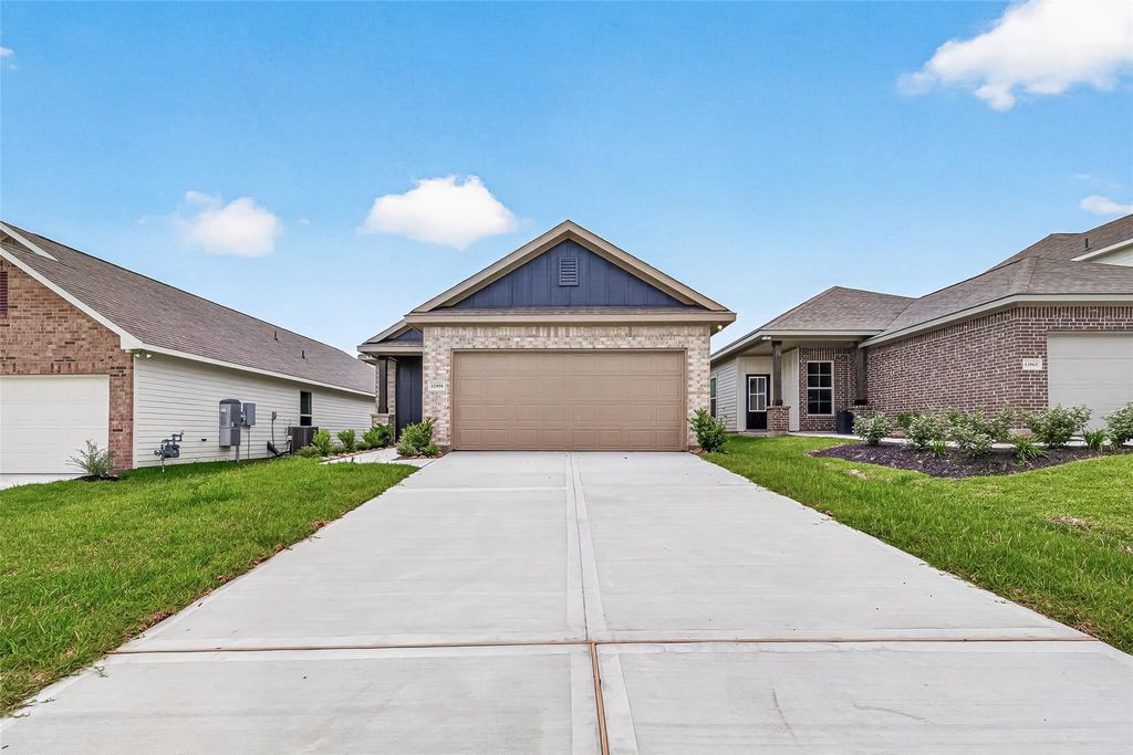 12959 Daniel Springs Lane, Magnolia, TX 77354