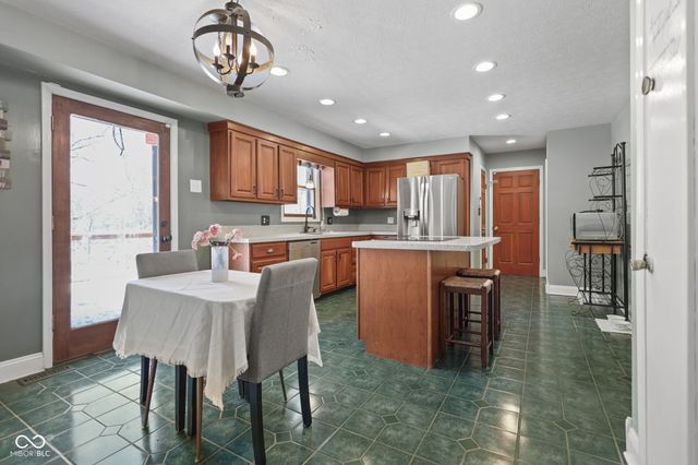 4435 E Pine Hill Court, Martinsville, IN 46151