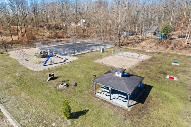 4435 E Pine Hill Court, Martinsville, IN 46151