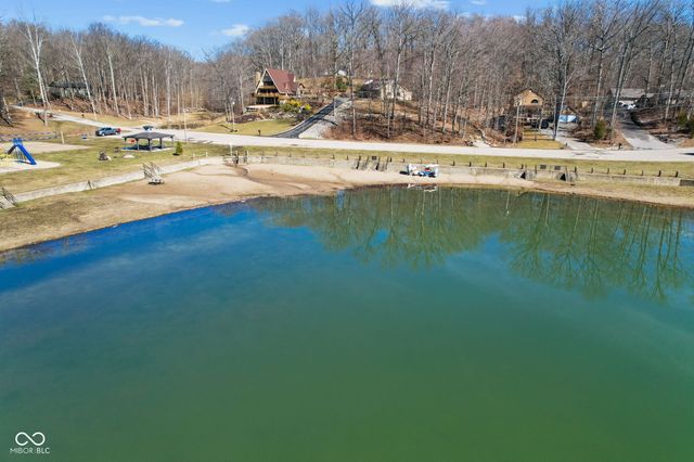 4435 E Pine Hill Court, Martinsville, IN 46151