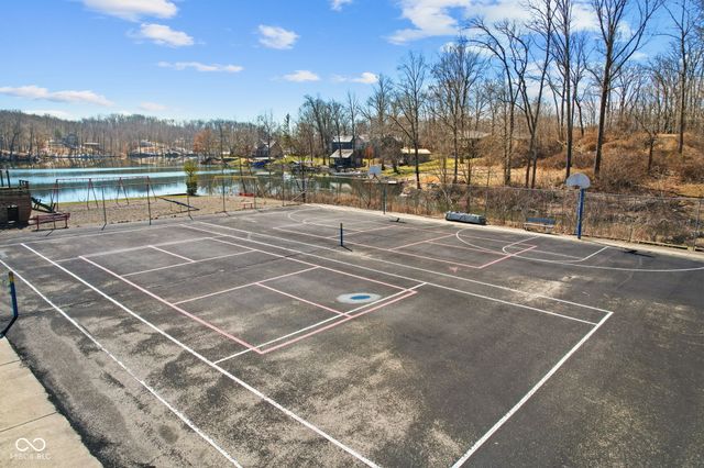 4435 E Pine Hill Court, Martinsville, IN 46151