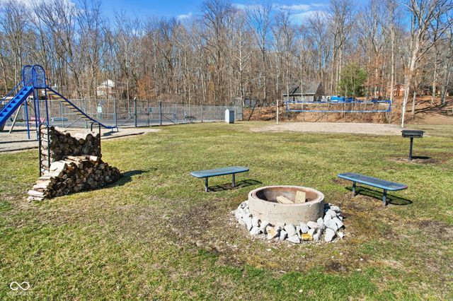 4435 E Pine Hill Court, Martinsville, IN 46151