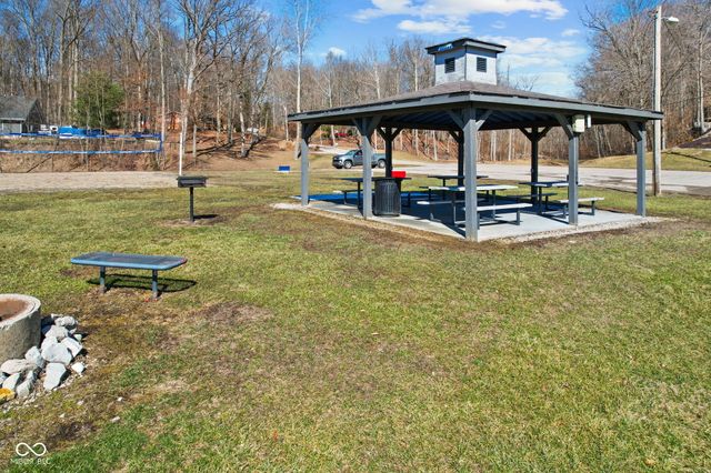 4435 E Pine Hill Court, Martinsville, IN 46151