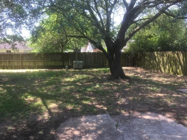 4719 Rivertree Lane, Spring, TX 77388